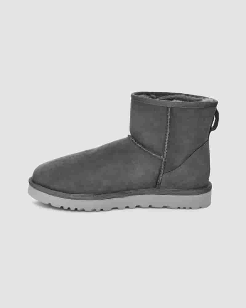 Botas UGG Classic Mini Hombre Gris Oscuro | COQ8632M