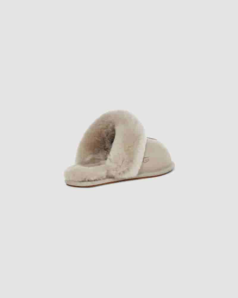 Pantuflas UGG Scuffette II Mujer Beige | COG8595S