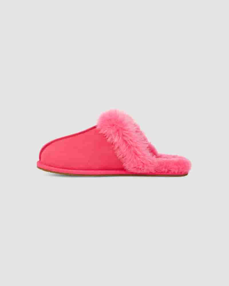 Pantuflas UGG Scuffette II Mujer Rosas Rojas | COK8598O